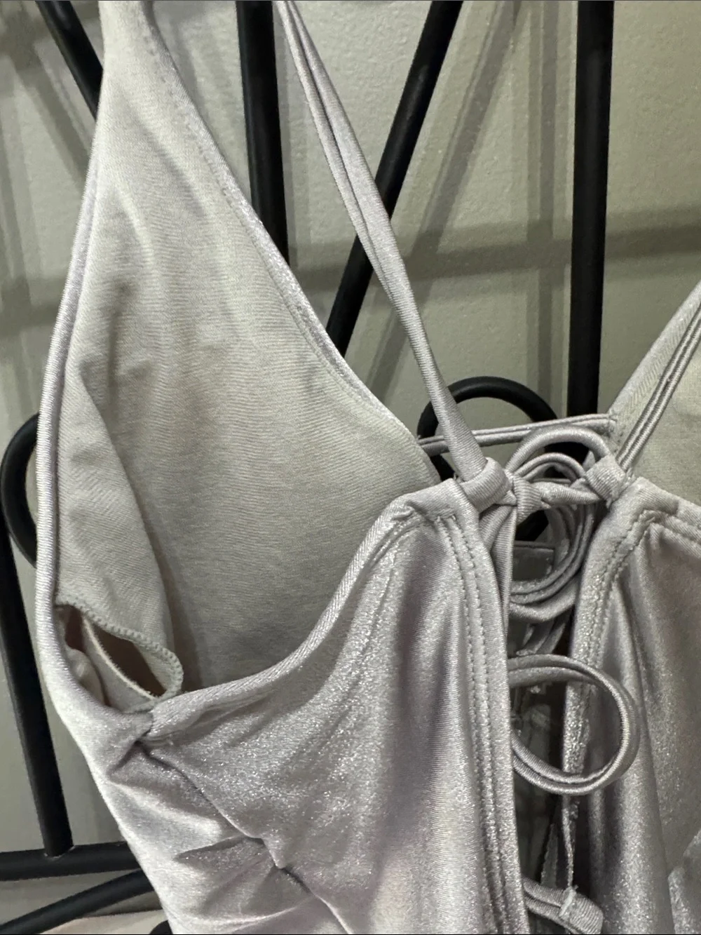 Gossip shimmering silver